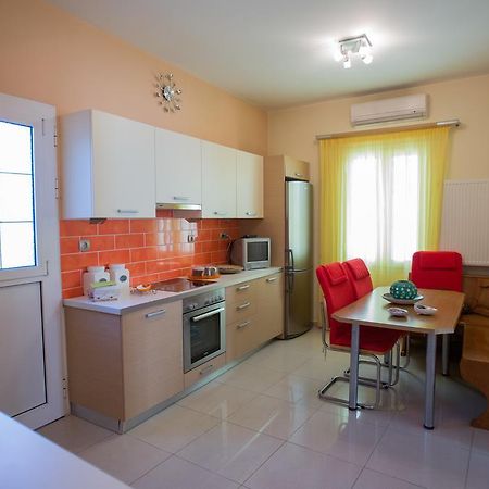 Sofia'S Delightful Apartment أرغوستولي المظهر الخارجي الصورة